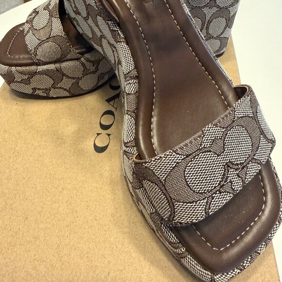 NWB Women's Coach Signature Gale Wedge Sandal Espadrille Maple US 5B /EUR 35.5B - Picture 3 of 6